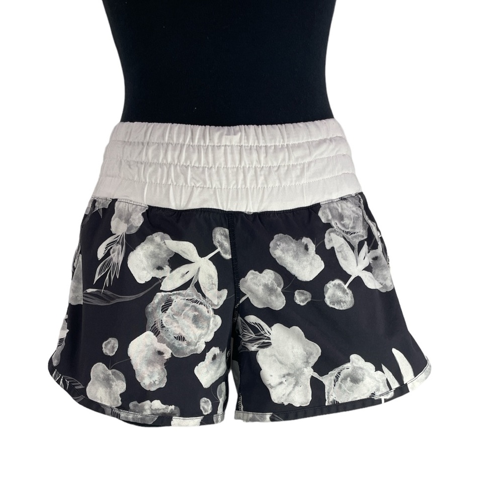 Inky floral print running short 3” waist band tracker short II 2 way stretch